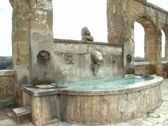 Public fountain at Pitigliano